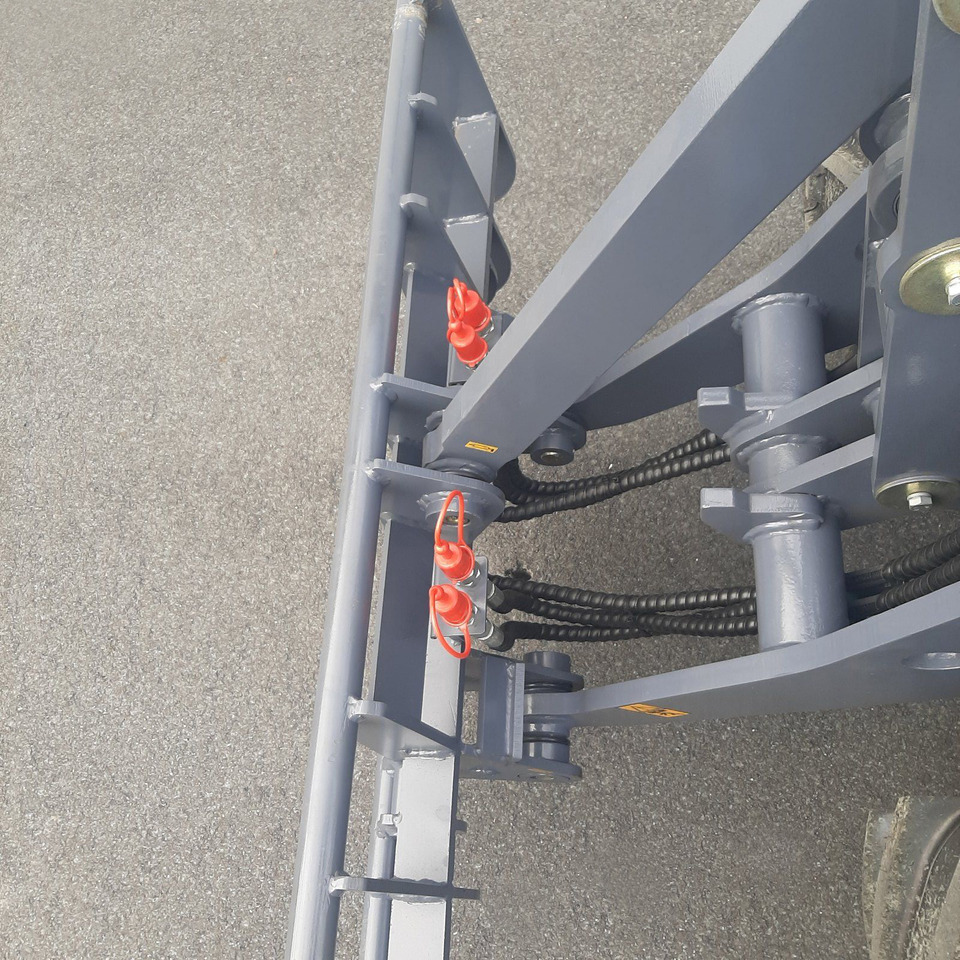 New Compact loader Eurotrac W12 Radlader Hoflader: picture 8