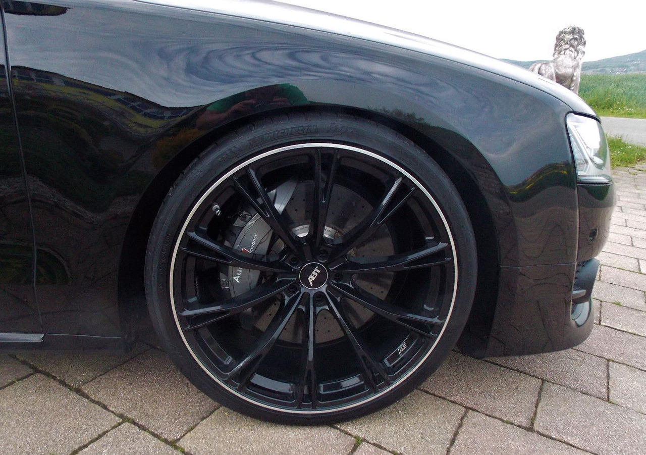 Audi S8 plus original ABT 519kW 320km/h mit 22 Zoll - Sedan: picture 5 Audi S8 plus original ABT 519kW 320km/h mit 22 Zoll - Sedan: picture 5