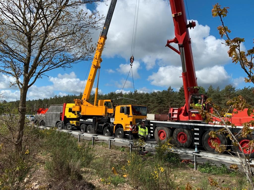 MAN 35.390 LTF 1030-1035-1040 - Tow truck: picture 1 MAN 35.390 LTF 1030-1035-1040 - Tow truck: picture 1