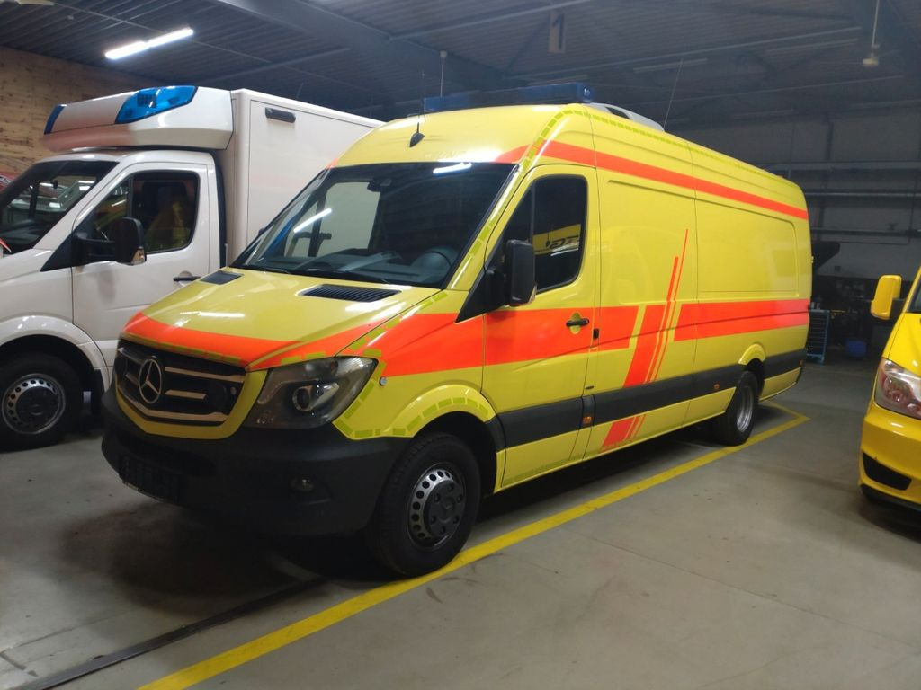 Mercedes-Benz Sprinter ITW RTW 519 2x on Stock Mercedes-Benz Sprinter ITW RTW 519 2x on Stock - Ambulance: picture 3 Mercedes-Benz Sprinter ITW RTW 519 2x on Stock Mercedes-Benz Sprinter ITW RTW 519 2x on Stock - Ambulance: picture 3