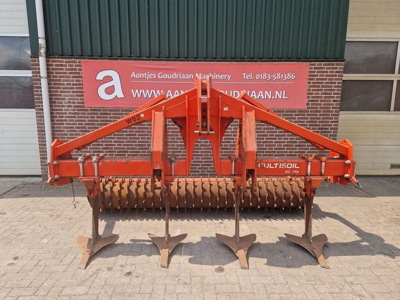 Diepwoeler - Subsoiler: picture 1 Diepwoeler - Subsoiler: picture 1