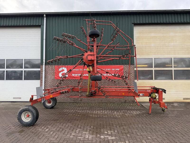 Kuhn GA 7301 - Tedder/ Rake: picture 1 Kuhn GA 7301 - Tedder/ Rake: picture 1