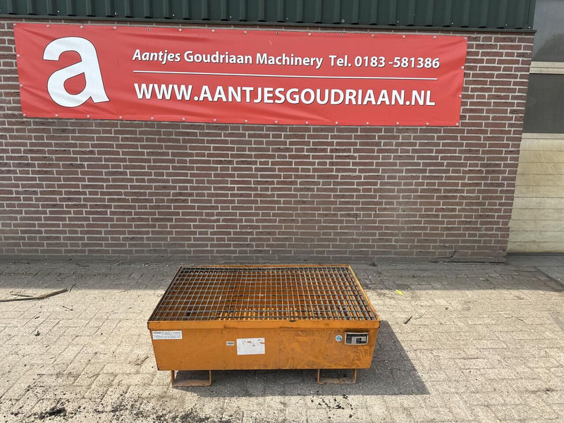 LEKBAK - Gebruikt - Tank truck: picture 1 LEKBAK - Gebruikt - Tank truck: picture 1