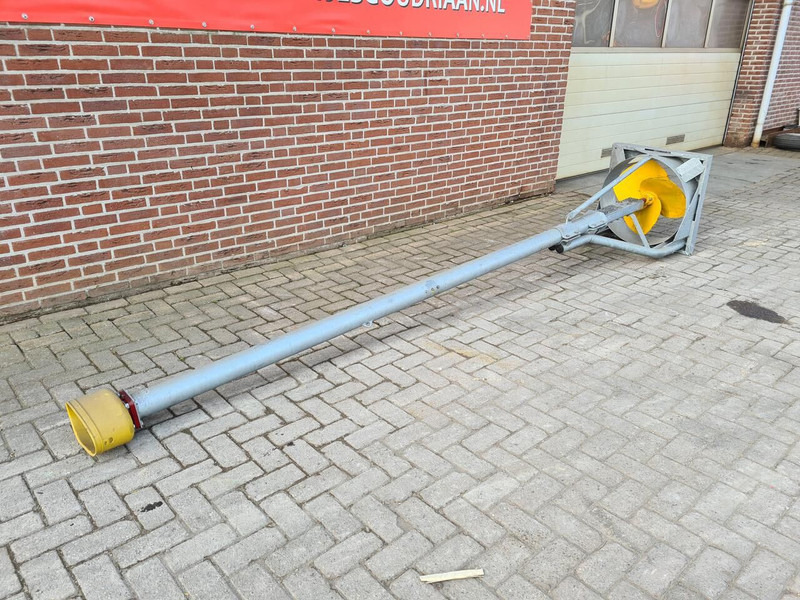 MESTMIXER Reck 4000 mm - Gebruikt - Fertilizer spreader: picture 3 MESTMIXER Reck 4000 mm - Gebruikt - Fertilizer spreader: picture 3