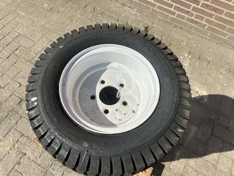 Onbekend 20/8.00/10 - Wheels and tires: picture 3 Onbekend 20/8.00/10 - Wheels and tires: picture 3