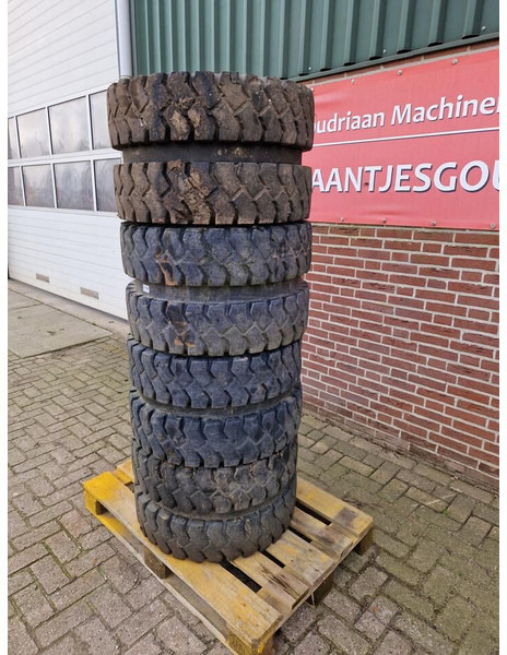 Onbekend Banden - Wheels and tires: picture 2 Onbekend Banden - Wheels and tires: picture 2