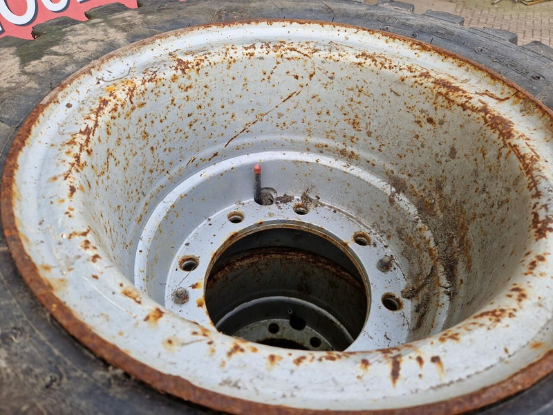 Onbekend Banden - Wheels and tires: picture 4 Onbekend Banden - Wheels and tires: picture 4