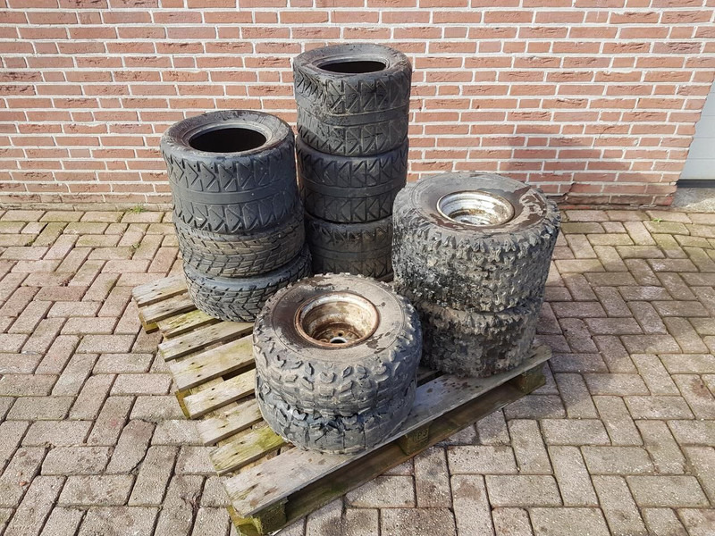 Onbekend - Tire for Motorcycle: picture 2 Onbekend - Tire for Motorcycle: picture 2