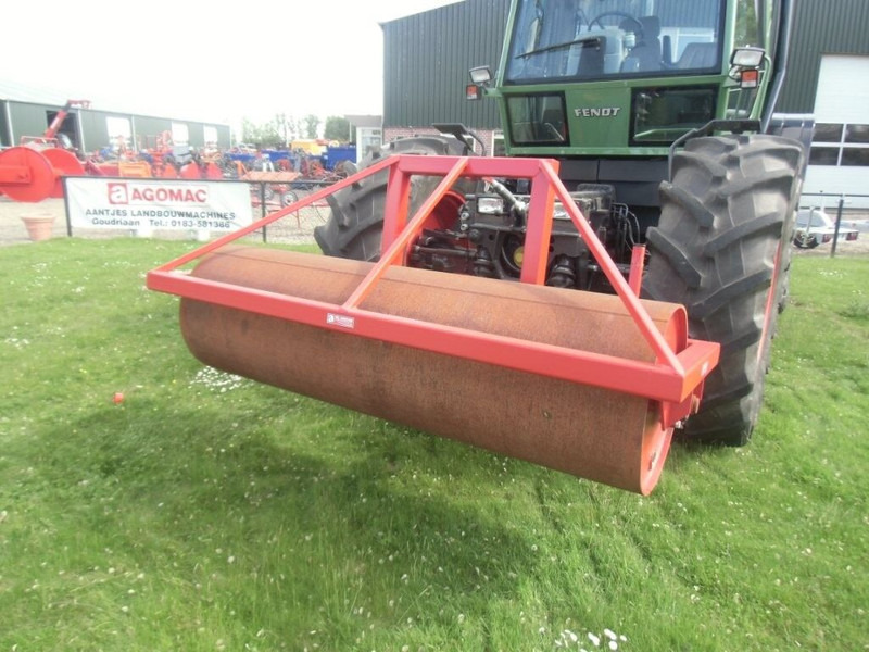 Onbekend - Farm roller: picture 2 Onbekend - Farm roller: picture 2