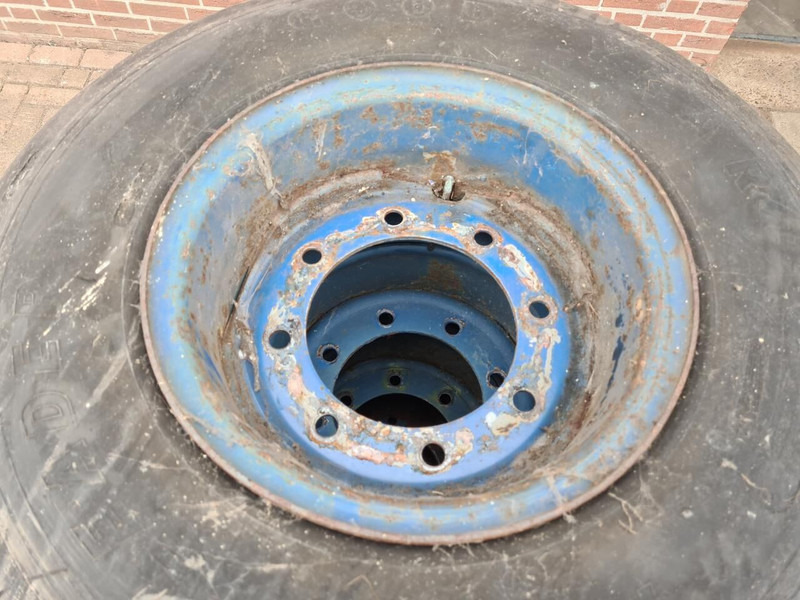Onbekend - Wheels and tires: picture 4 Onbekend - Wheels and tires: picture 4