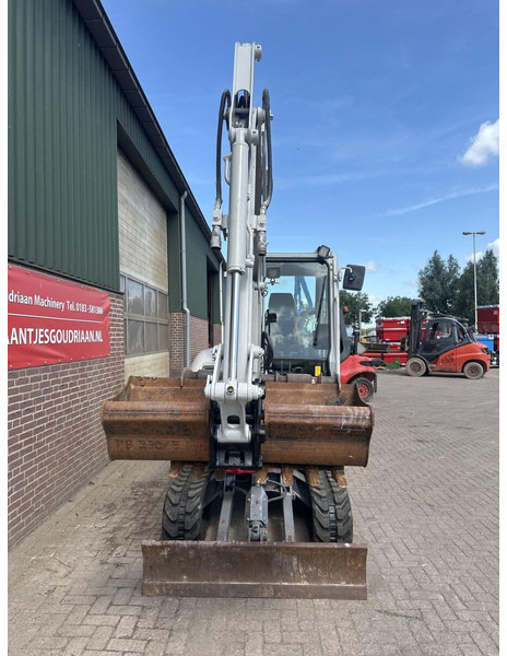 Takeuchi Kraan TB230 - Gebruikt - Mini excavator: picture 4 Takeuchi Kraan TB230 - Gebruikt - Mini excavator: picture 4