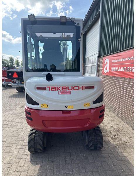 Takeuchi Kraan TB230 - Gebruikt - Mini excavator: picture 5 Takeuchi Kraan TB230 - Gebruikt - Mini excavator: picture 5