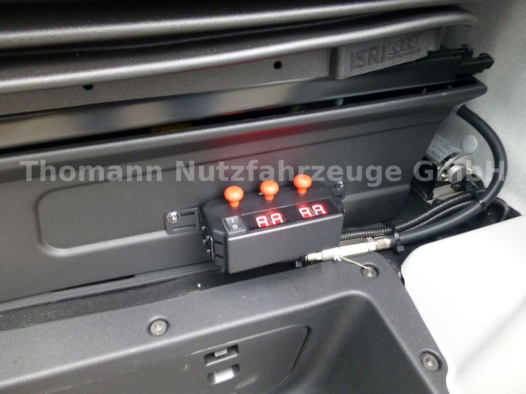 New Autotransporter truck, Van Iveco Daily 35S18 Autotransporter  NAVI ACC Temp. Iveco Daily 35S18 Autotransporter  NAVI ACC Temp.: picture 23