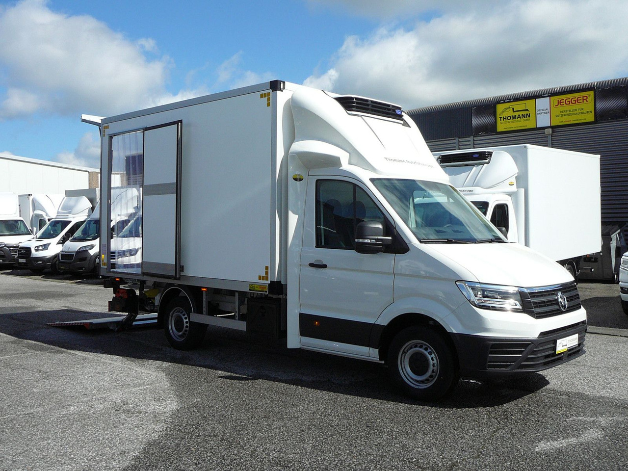 Volkswagen Crafter 177 PS Kühlkoffer LBW Xarios 300 - Refrigerated van: picture 1 Volkswagen Crafter 177 PS Kühlkoffer LBW Xarios 300 - Refrigerated van: picture 1