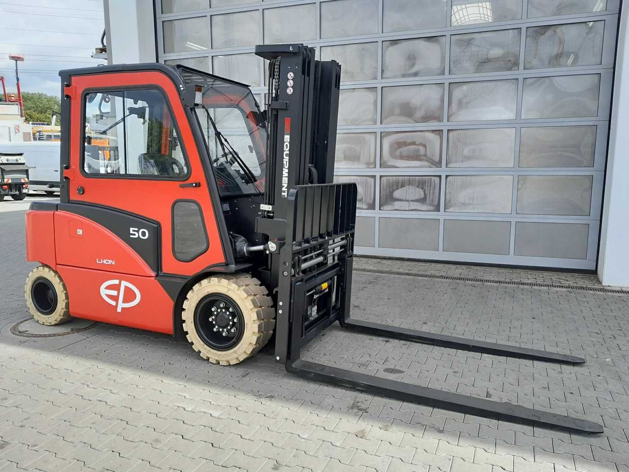 Electric forklift EP Equipment CPD50F8 / 5T / Triplex: 5,00m / ZVG: picture 6