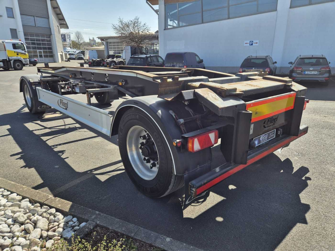 Fliegl ZPS180 Abroll-Container Tropper Pellet-Silo 22m³ Fliegl ZPS180 Abroll-Container Tropper Pellet-Silo 22m³ - Roll-off/ Skip trailer: picture 3 Fliegl ZPS180 Abroll-Container Tropper Pellet-Silo 22m³ Fliegl ZPS180 Abroll-Container Tropper Pellet-Silo 22m³ - Roll-off/ Skip trailer: picture 3