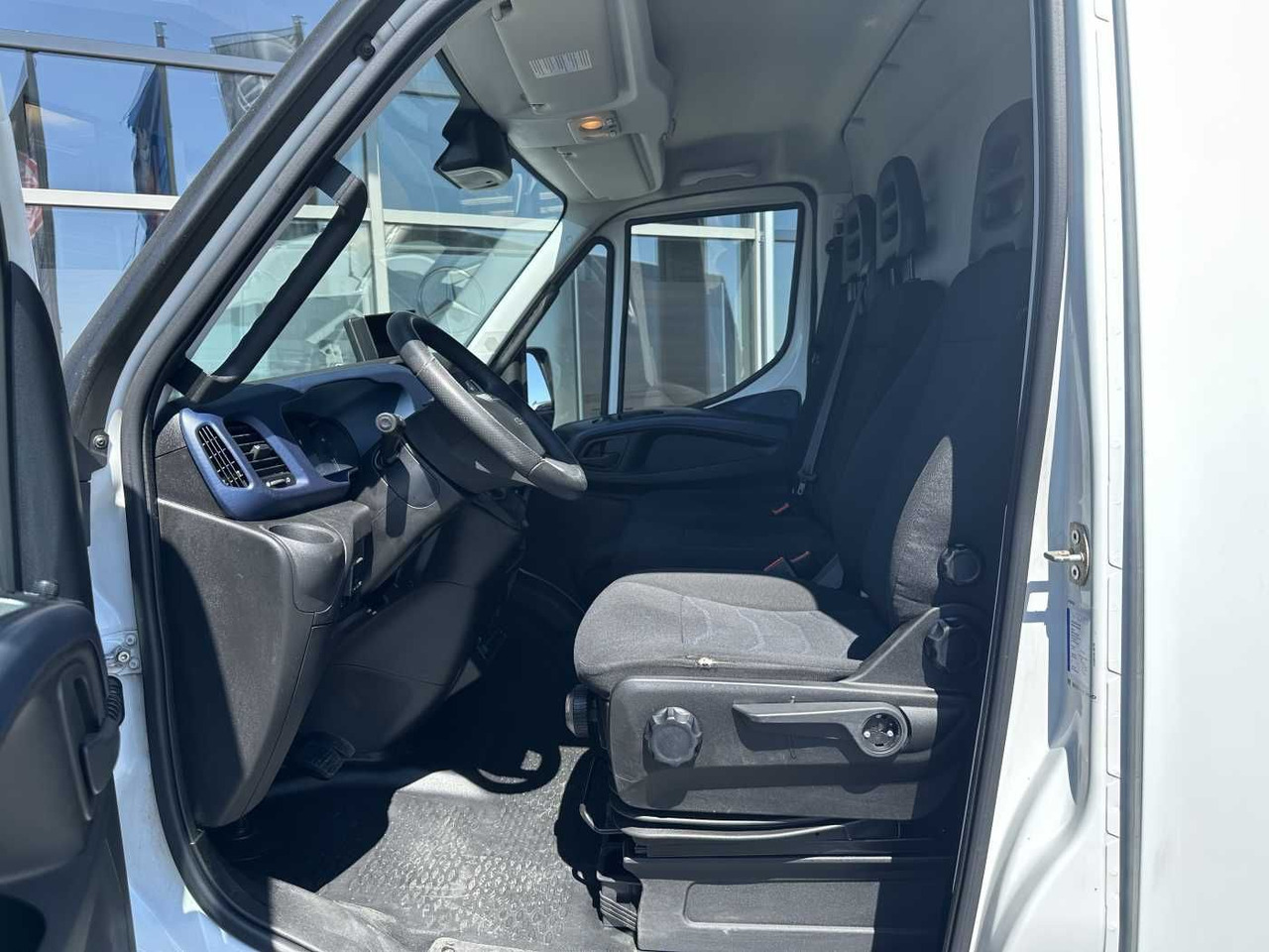 Panel van Iveco Daily 50C16 R4.100mm *AHK*Automatik*Ladekran*: picture 11