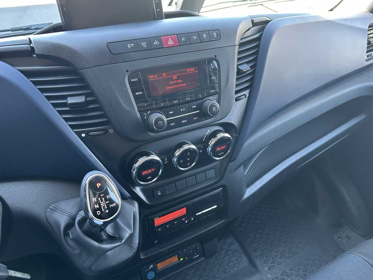 Panel van Iveco Daily 50C16 R4.100mm *AHK*Automatik*Ladekran*: picture 14