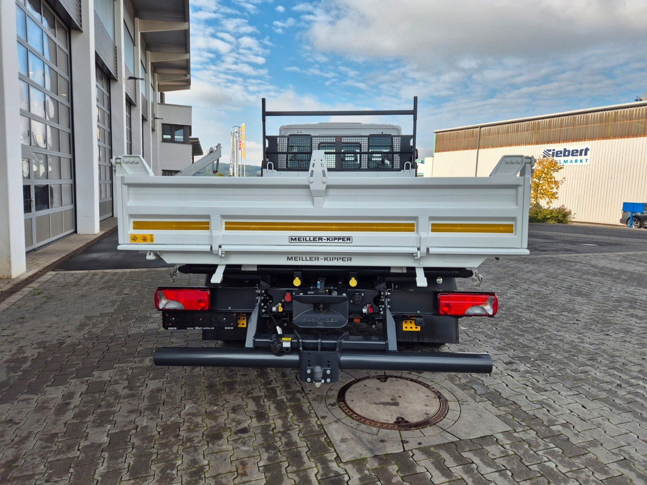 Tipper Iveco Eurocargo ML80E21 Meiller 2x AHK 3 Sitze Klima: picture 9 Tipper Iveco Eurocargo ML80E21 Meiller 2x AHK 3 Sitze Klima: picture 9