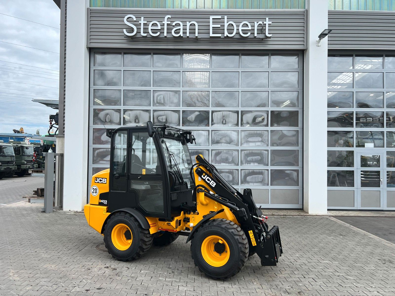 JCB 403 Plus / Neufahrzeug / 2025 / Gabel / Schaufel - Wheel loader: picture 1 JCB 403 Plus / Neufahrzeug / 2025 / Gabel / Schaufel - Wheel loader: picture 1