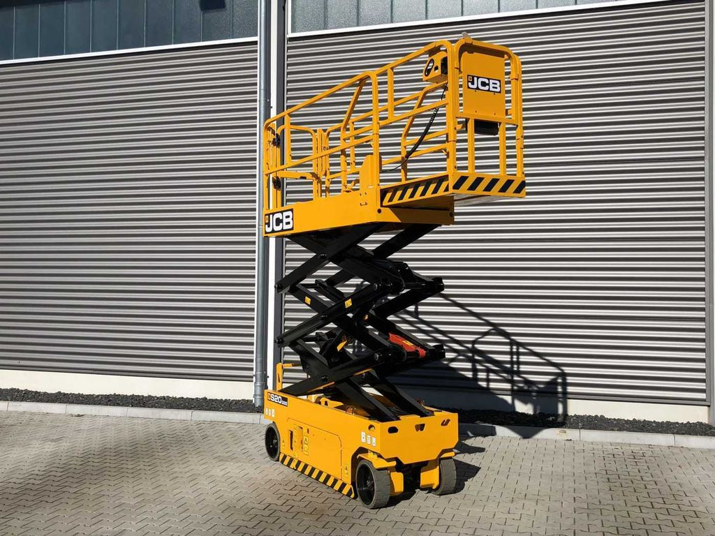 JCB S2032E Scherenbühne // 8,3m Arbeitshöhe - Scissor lift: picture 5 JCB S2032E Scherenbühne // 8,3m Arbeitshöhe - Scissor lift: picture 5