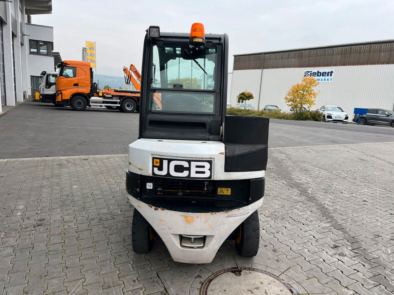 JCB TLT 30D 2WD / nur 1.948h! - Telescopic handler: picture 5 JCB TLT 30D 2WD / nur 1.948h! - Telescopic handler: picture 5