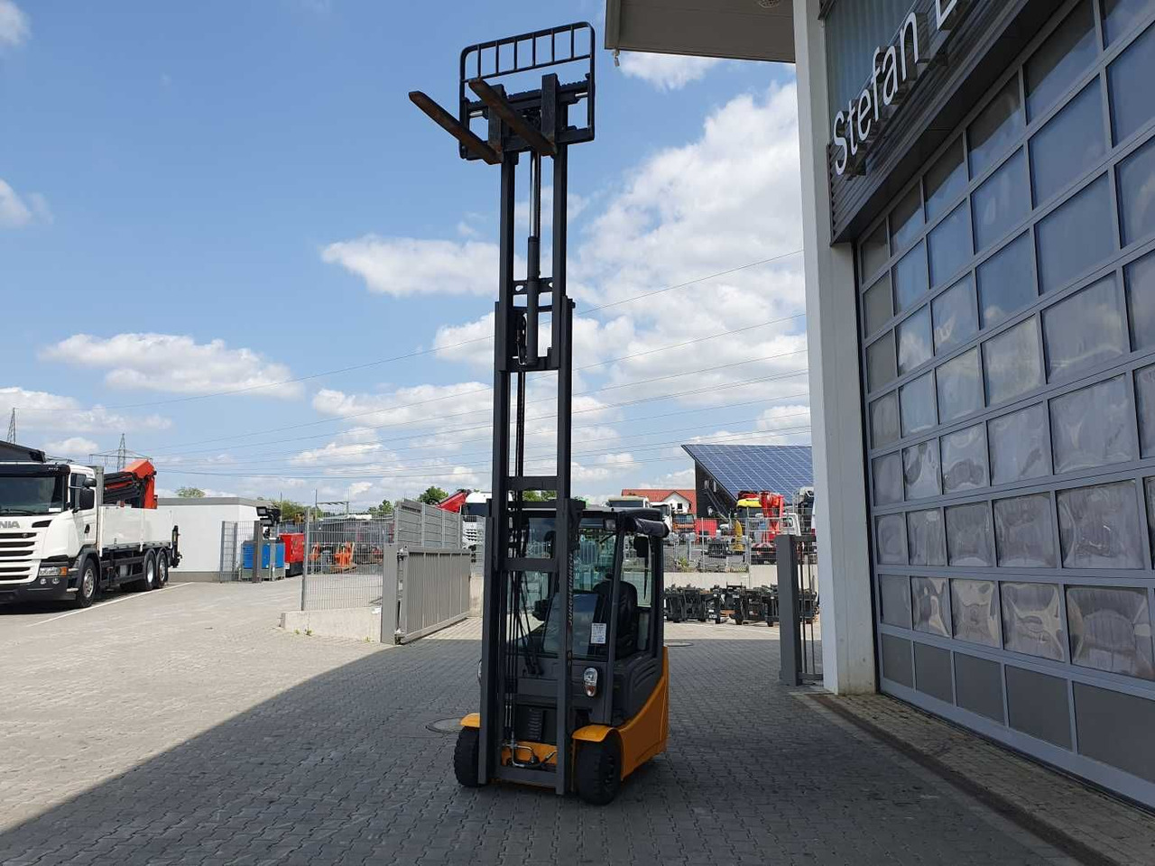 Leasing of  Jungheinrich EFG 215 / Triplex: 4.25m! / nur 3.439h! / 2022 Jungheinrich EFG 215 / Triplex: 4.25m! / nur 3.439h! / 2022: picture 11
