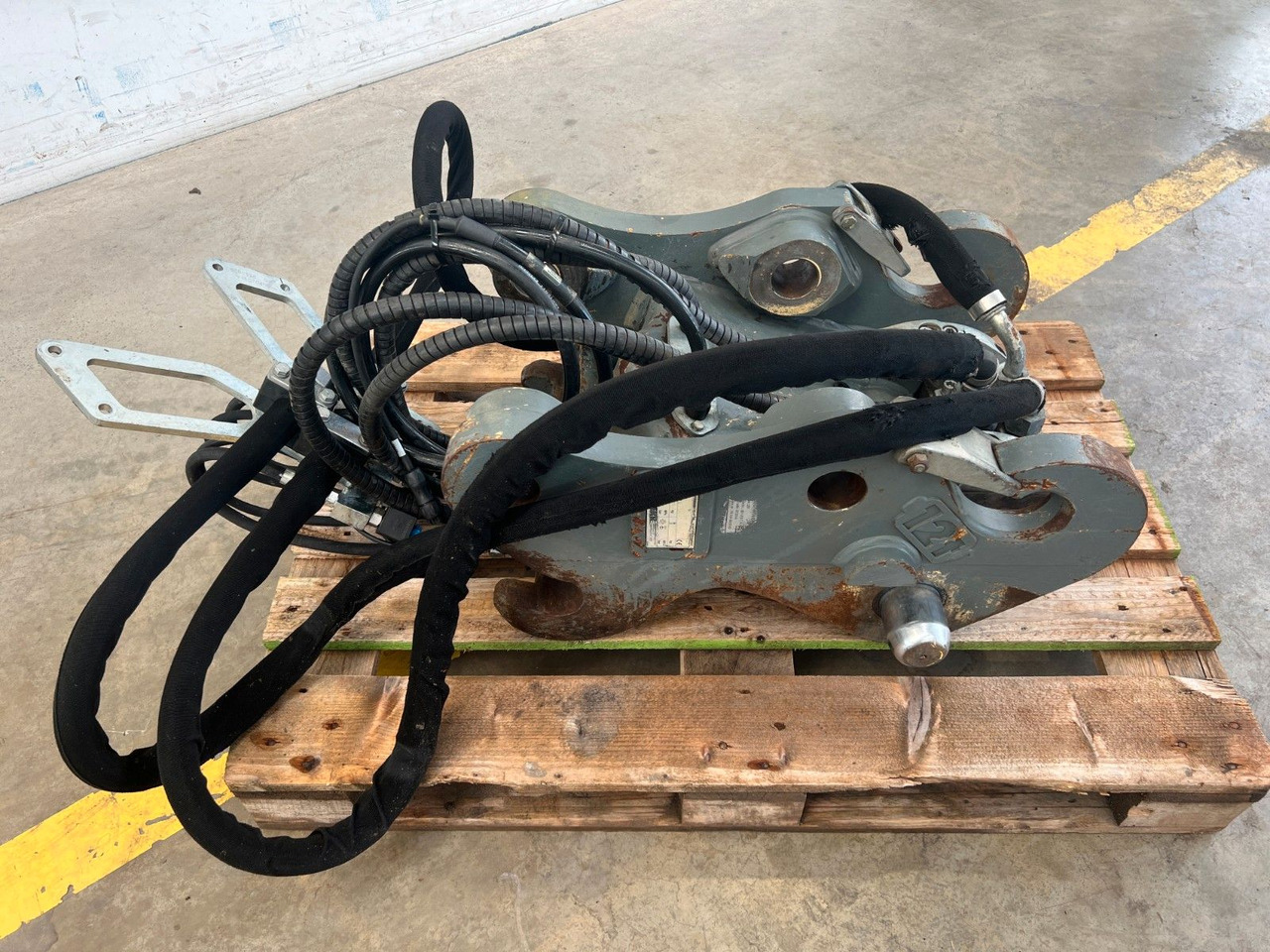 Liebherr SW48 Likufix Schnellwechsler / 2018 - Quick coupler: picture 4 Liebherr SW48 Likufix Schnellwechsler / 2018 - Quick coupler: picture 4