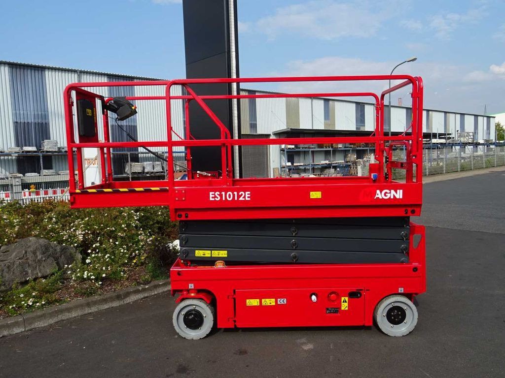 Magni ES1012E Scherenbühne // 10m Arbeitshöhe Magni ES1012E Scherenbühne // 10m Arbeitshöhe - Scissor lift: picture 4 Magni ES1012E Scherenbühne // 10m Arbeitshöhe Magni ES1012E Scherenbühne // 10m Arbeitshöhe - Scissor lift: picture 4