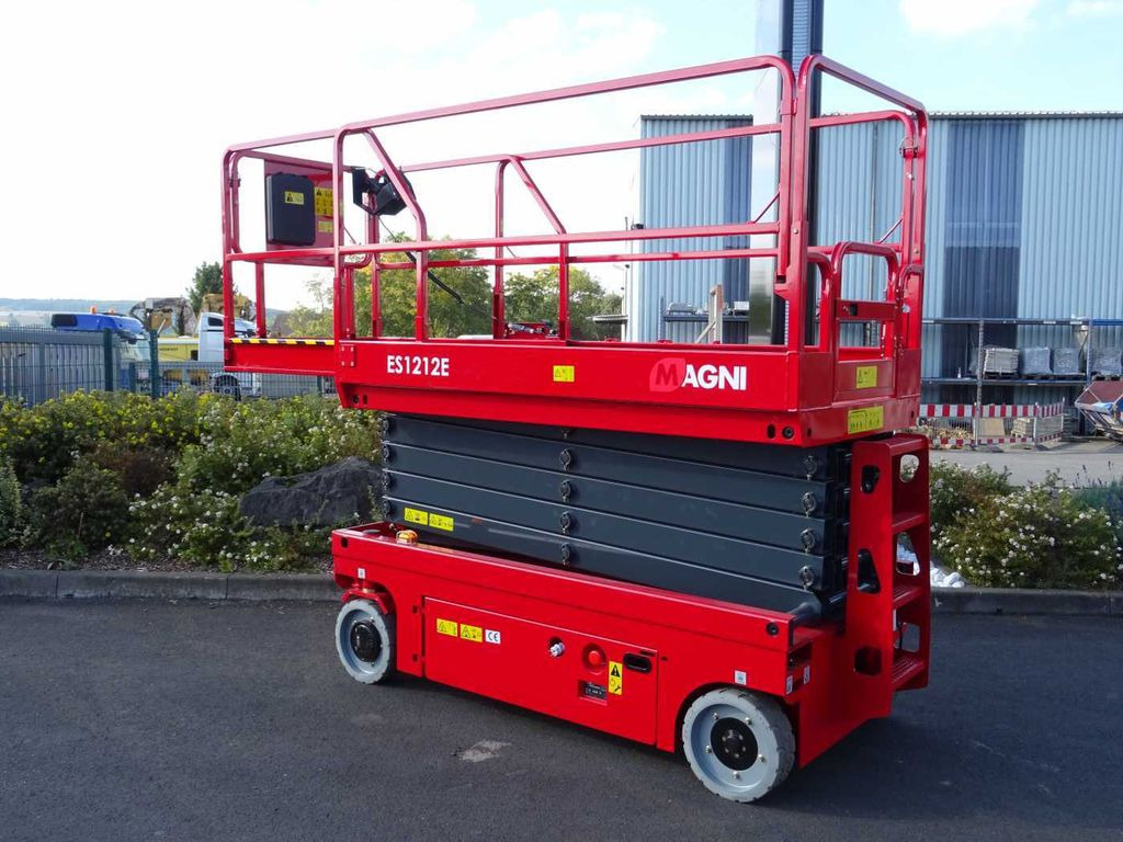 Magni ES1212E Scherenbühne // 12m Arbeitshöhe Magni ES1212E Scherenbühne // 12m Arbeitshöhe - Scissor lift: picture 5 Magni ES1212E Scherenbühne // 12m Arbeitshöhe Magni ES1212E Scherenbühne // 12m Arbeitshöhe - Scissor lift: picture 5