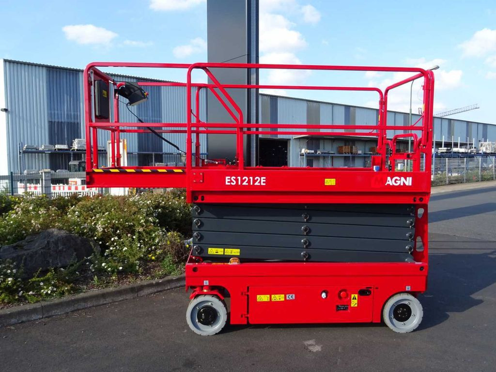 Magni ES1212E Scherenbühne // 12m Arbeitshöhe Magni ES1212E Scherenbühne // 12m Arbeitshöhe - Scissor lift: picture 4 Magni ES1212E Scherenbühne // 12m Arbeitshöhe Magni ES1212E Scherenbühne // 12m Arbeitshöhe - Scissor lift: picture 4