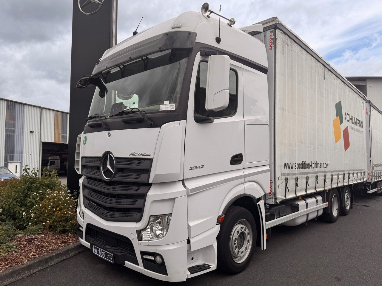 Mercedes-Benz Actros 2542 LnR 6x2 Retarder Standklima - Curtainsider truck: picture 2 Mercedes-Benz Actros 2542 LnR 6x2 Retarder Standklima - Curtainsider truck: picture 2