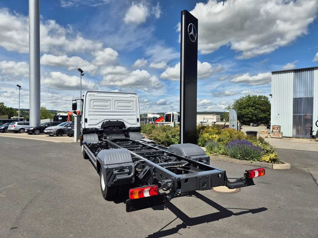 Mercedes-Benz Atego 818 L Fahrgestell, 6 Stück vorhanden - Cab chassis truck: picture 5 Mercedes-Benz Atego 818 L Fahrgestell, 6 Stück vorhanden - Cab chassis truck: picture 5