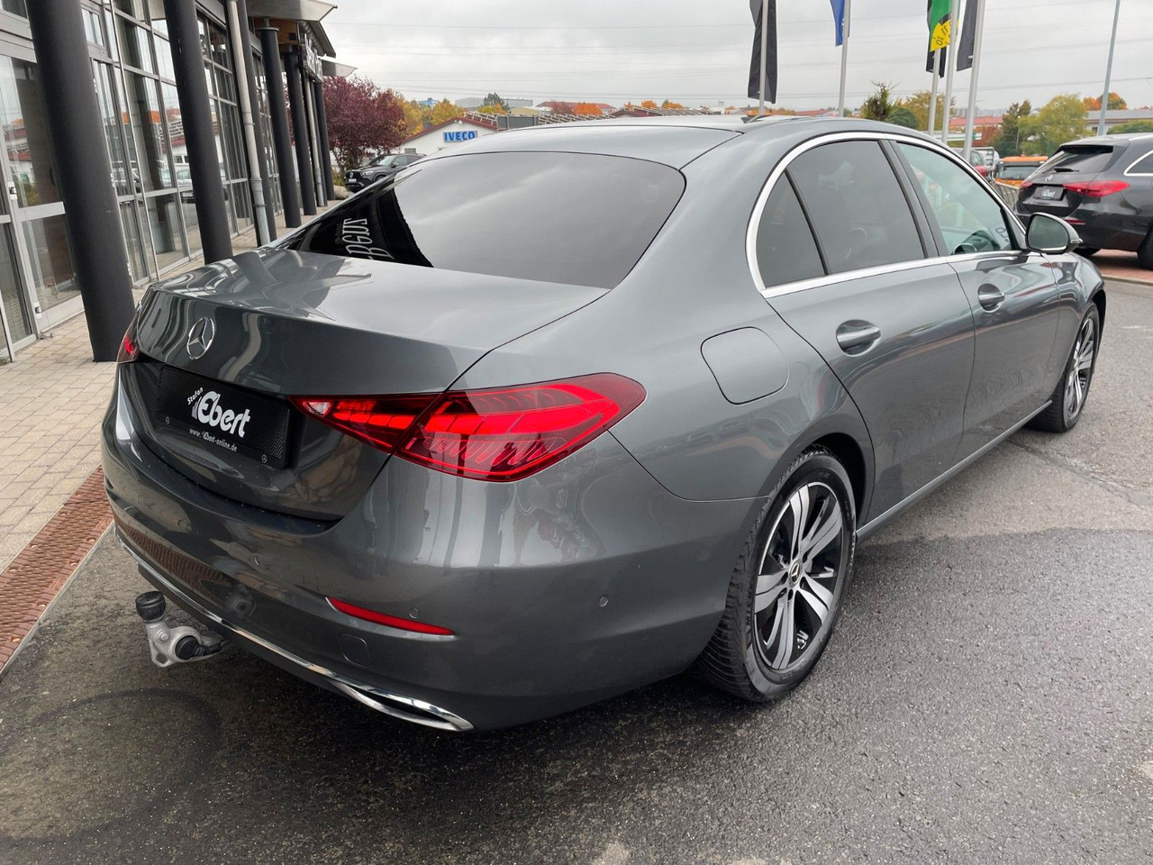 Mercedes-Benz C 180 AVANTGARDE R-Kamera+AHK+TOTW+Ambiente - Sedan: picture 4 Mercedes-Benz C 180 AVANTGARDE R-Kamera+AHK+TOTW+Ambiente - Sedan: picture 4