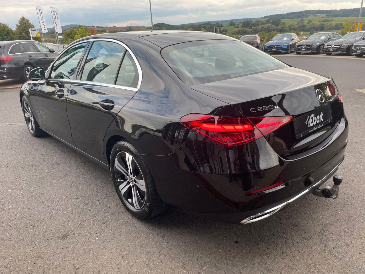 Mercedes-Benz C 200 d AVANTGARDE LED+AHK+R-Kamera+MBUX+ - Sedan: picture 3 Mercedes-Benz C 200 d AVANTGARDE LED+AHK+R-Kamera+MBUX+ - Sedan: picture 3