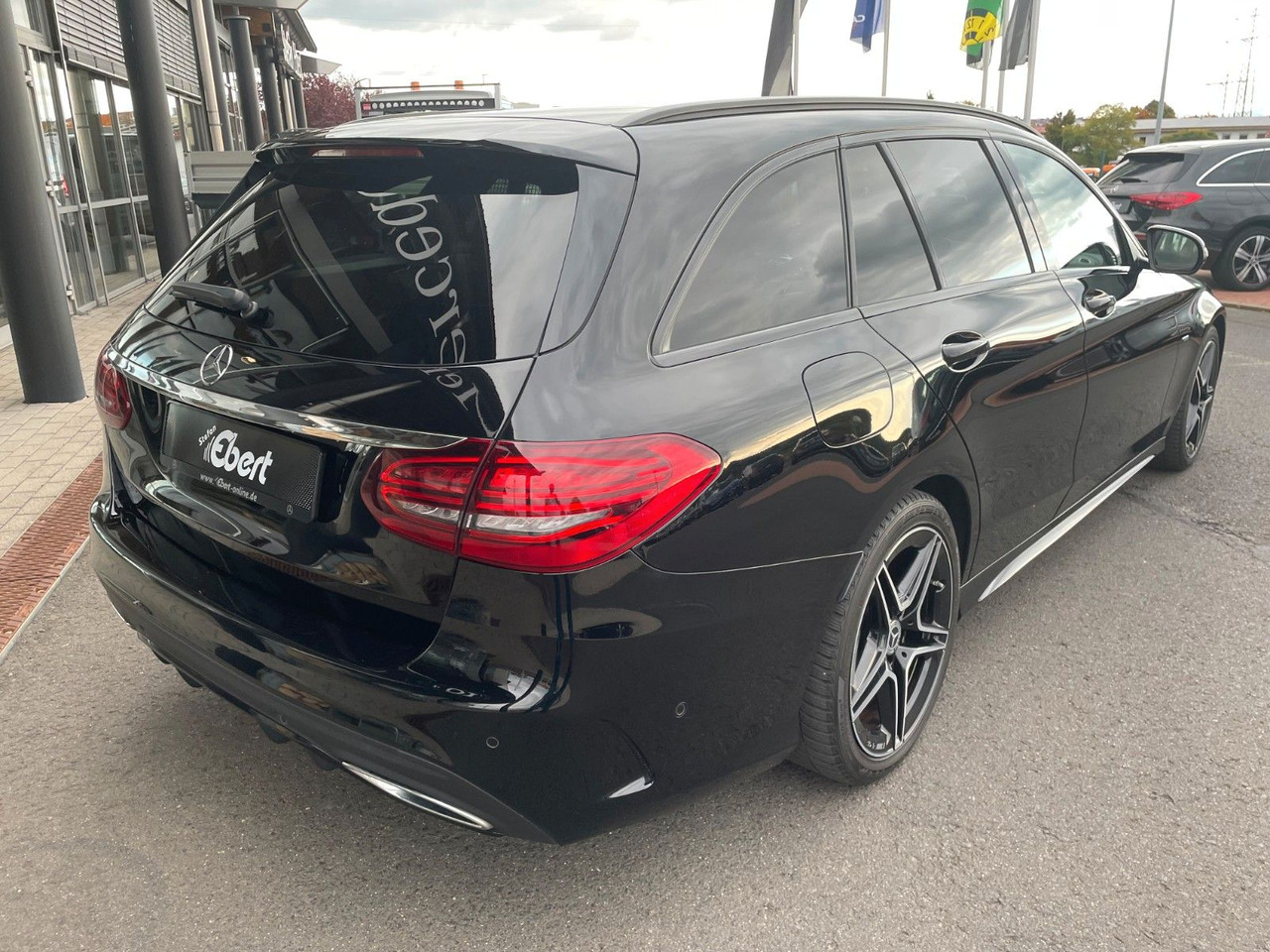 Mercedes-Benz C 220d NightEdition+AMG+Distr+SportfahrW+RFK - Station wagon: picture 4 Mercedes-Benz C 220d NightEdition+AMG+Distr+SportfahrW+RFK - Station wagon: picture 4