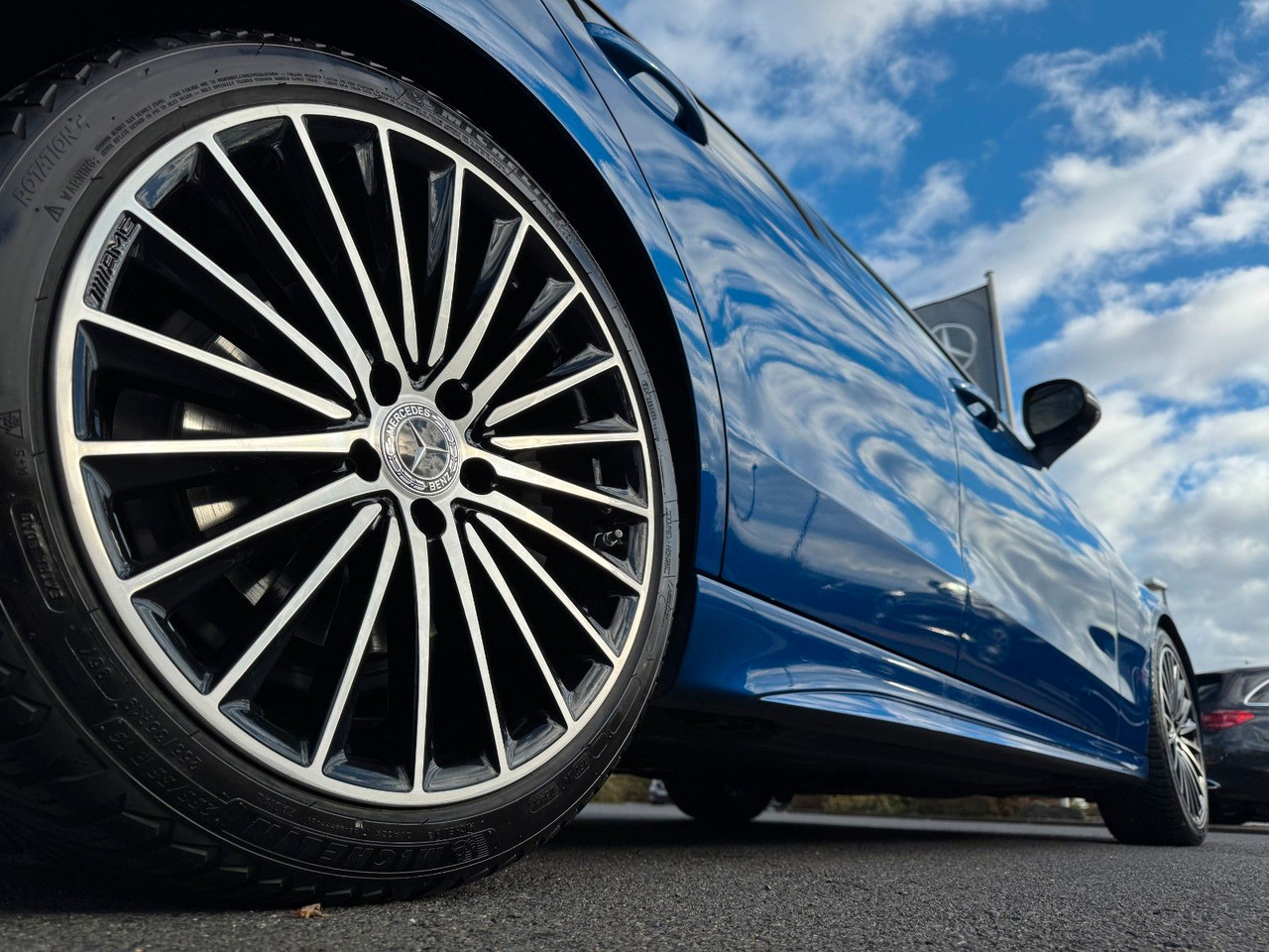 Mercedes-Benz C 300d AMG+Burmester+Distr+Digital+360+ - Sedan: picture 5 Mercedes-Benz C 300d AMG+Burmester+Distr+Digital+360+ - Sedan: picture 5