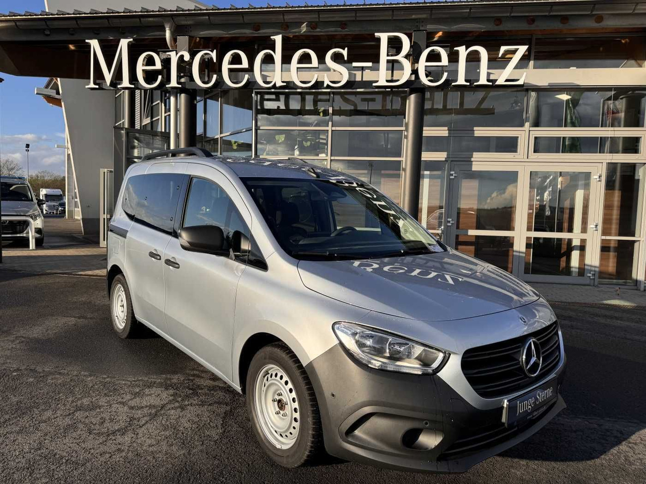 Mercedes-Benz Citan 110 CDI Tourer Klima AHK Kamera MBUX Tempo - Station wagon: picture 1 Mercedes-Benz Citan 110 CDI Tourer Klima AHK Kamera MBUX Tempo - Station wagon: picture 1