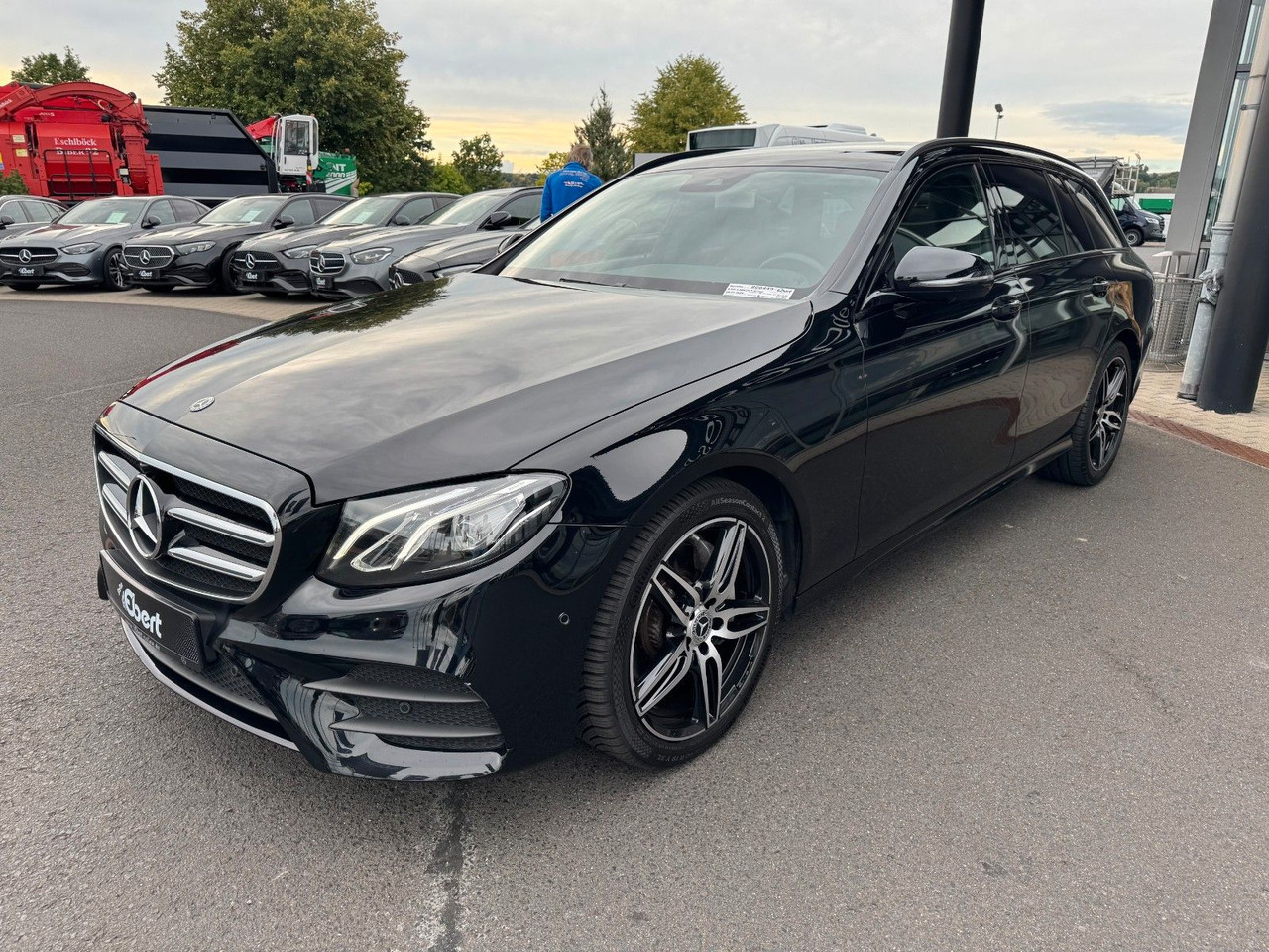 Mercedes-Benz E 220d T 4M+AMG+Pano+Brum+360+Night - Station wagon: picture 2 Mercedes-Benz E 220d T 4M+AMG+Pano+Brum+360+Night - Station wagon: picture 2