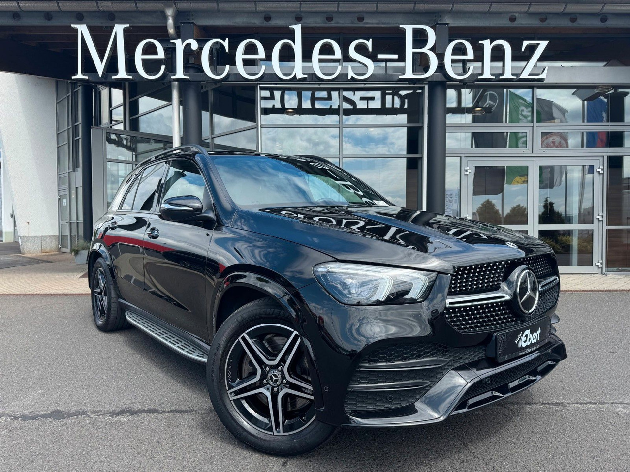 Mercedes-Benz GLE 350de 4M AMG+Pano+AHK+Burm+Distr++HUD+360+ - SUV: picture 1 Mercedes-Benz GLE 350de 4M AMG+Pano+AHK+Burm+Distr++HUD+360+ - SUV: picture 1