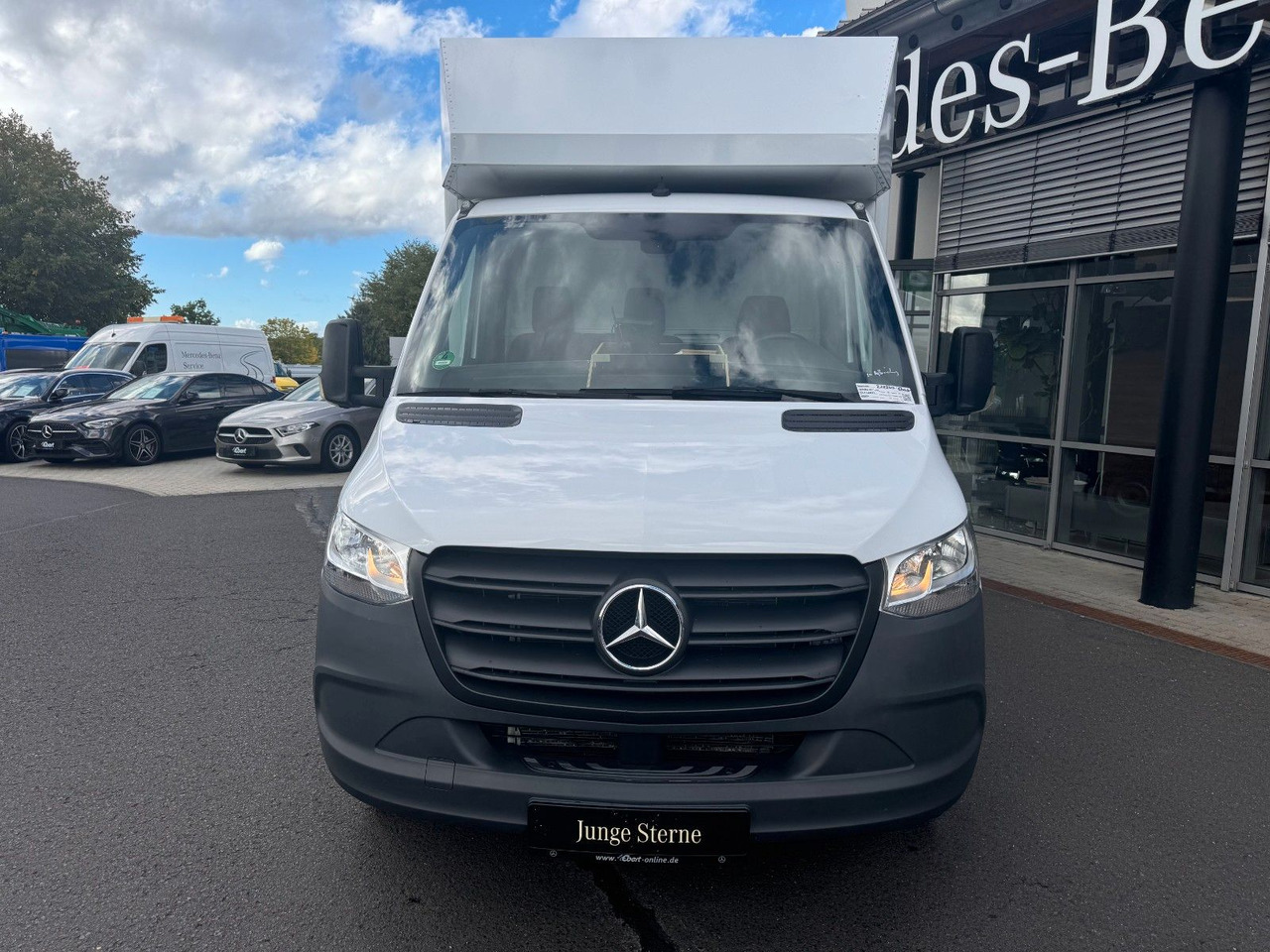 Mercedes-Benz Sprinter 317 CDI 4325 Koffer LBW Klima Kamera - Box van: picture 2 Mercedes-Benz Sprinter 317 CDI 4325 Koffer LBW Klima Kamera - Box van: picture 2