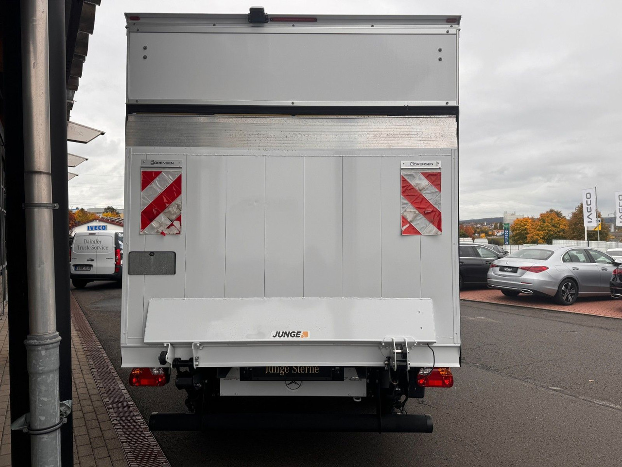 Mercedes-Benz Sprinter 317 CDI 4325 Koffer LBW Klima Kamera - Box van: picture 5 Mercedes-Benz Sprinter 317 CDI 4325 Koffer LBW Klima Kamera - Box van: picture 5