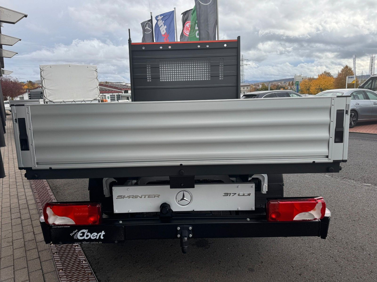 Mercedes-Benz Sprinter 317 CDI DoKa 4325 Klima AHK3,5 Kamera - Flatbed van, Combi van: picture 5 Mercedes-Benz Sprinter 317 CDI DoKa 4325 Klima AHK3,5 Kamera - Flatbed van, Combi van: picture 5