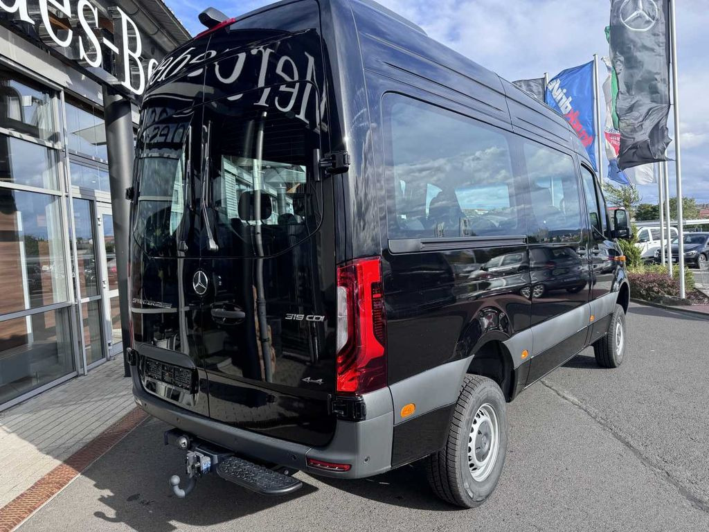 Mercedes-Benz Sprinter 319 CDI 4x4 Tourer AHK Dachklima LED - Minibus, Passenger van: picture 4 Mercedes-Benz Sprinter 319 CDI 4x4 Tourer AHK Dachklima LED - Minibus, Passenger van: picture 4