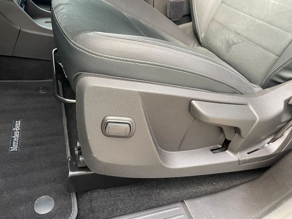 Minibus, Passenger van Mercedes-Benz T 180 Power Plus Autom Kamera AHK LED MBUX: picture 12