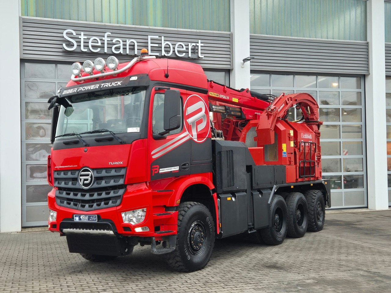 Mercedes-Benz TUROX 8x8 Eschlböck Biber 92 Holzhacker / 1.512h - Timber truck, Crane truck: picture 3 Mercedes-Benz TUROX 8x8 Eschlböck Biber 92 Holzhacker / 1.512h - Timber truck, Crane truck: picture 3