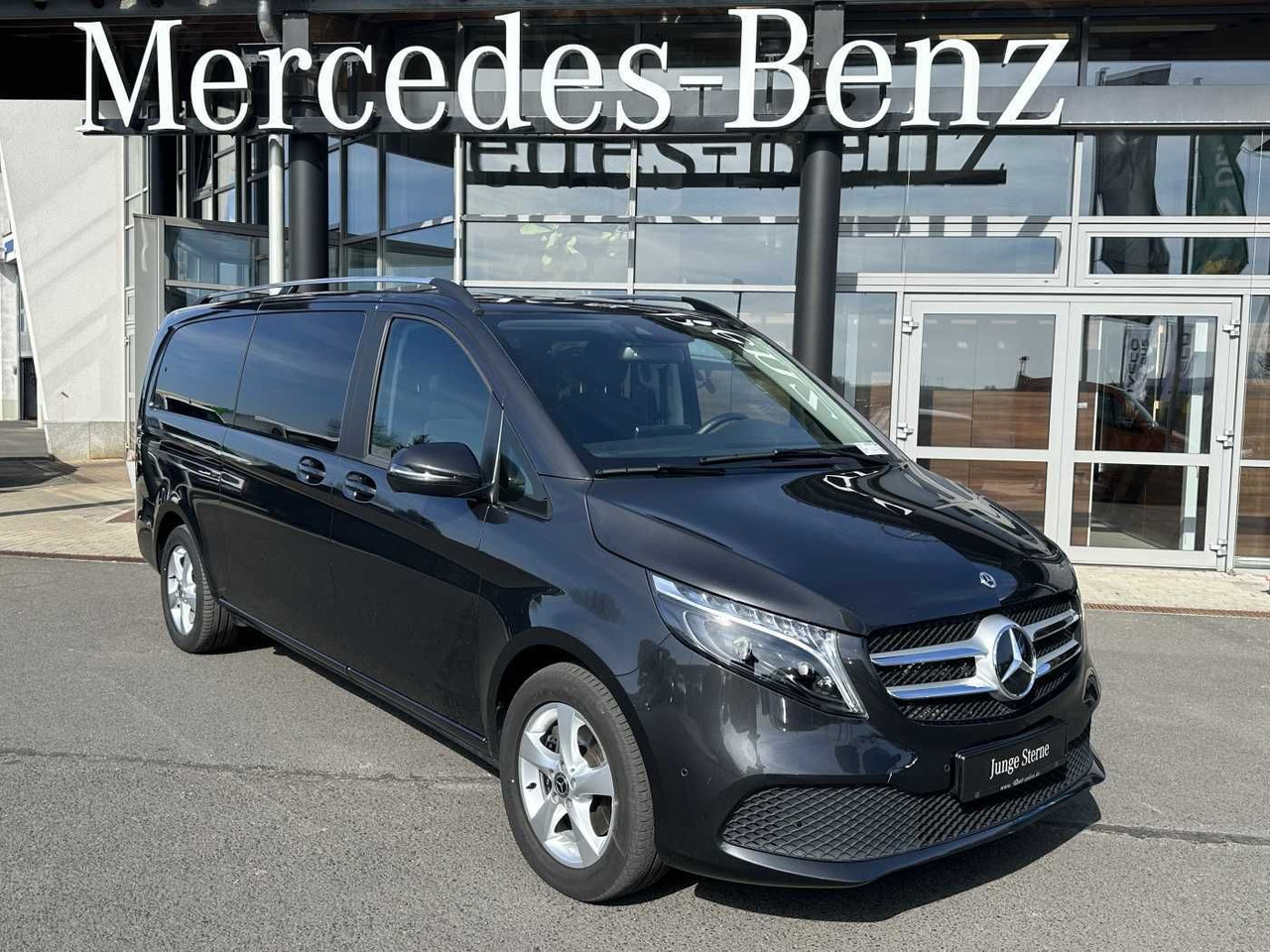 Mercedes-Benz V 300 d EDITION 4MATIC DISTRONIC AHK LED Kamera - Car: picture 1 Mercedes-Benz V 300 d EDITION 4MATIC DISTRONIC AHK LED Kamera - Car: picture 1