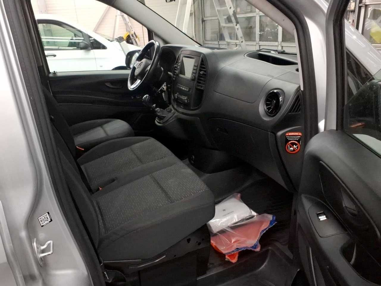 Mercedes-Benz Vito 114 CDI Mixto Regal AHK Klima PARKTRONIC - Passenger van: picture 5 Mercedes-Benz Vito 114 CDI Mixto Regal AHK Klima PARKTRONIC - Passenger van: picture 5