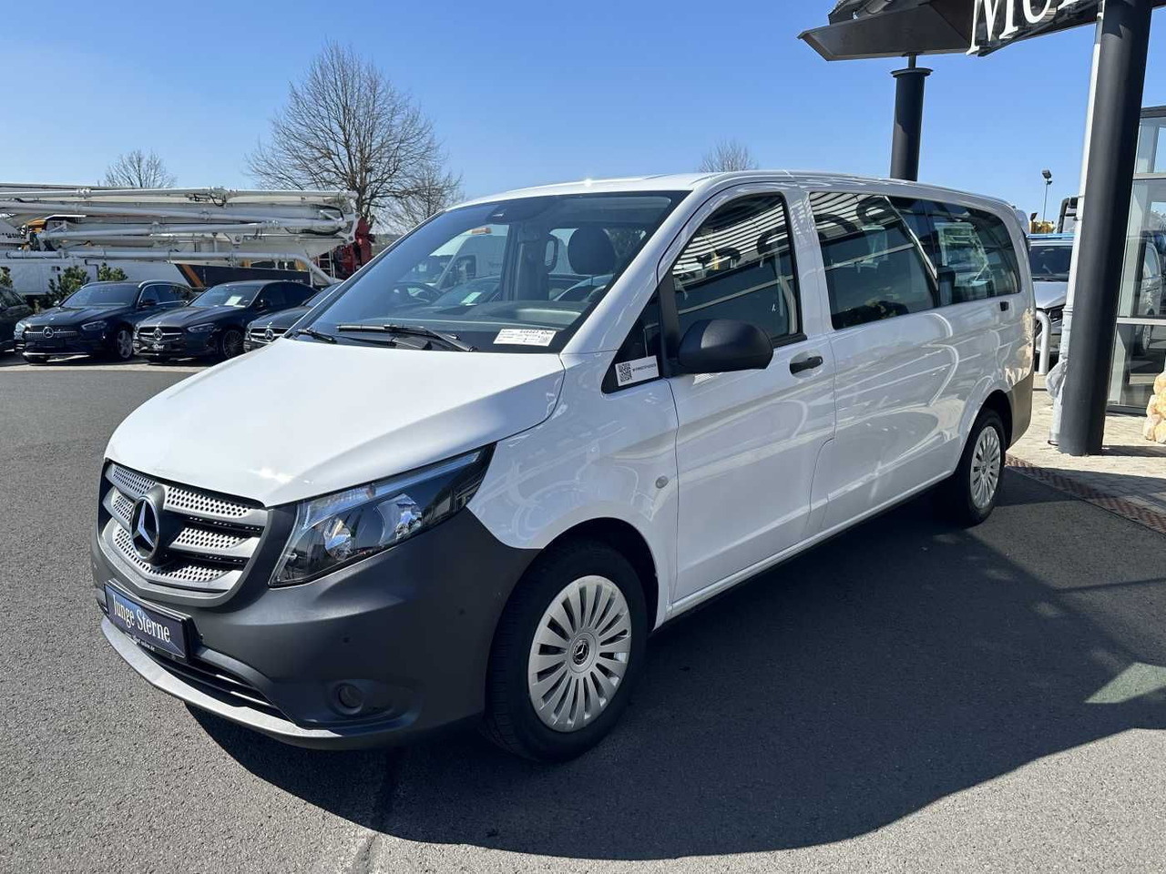 Mercedes-Benz Vito 114 CDI Tourer 8Sitze Klima Audio40 Kamera - Car: picture 3 Mercedes-Benz Vito 114 CDI Tourer 8Sitze Klima Audio40 Kamera - Car: picture 3