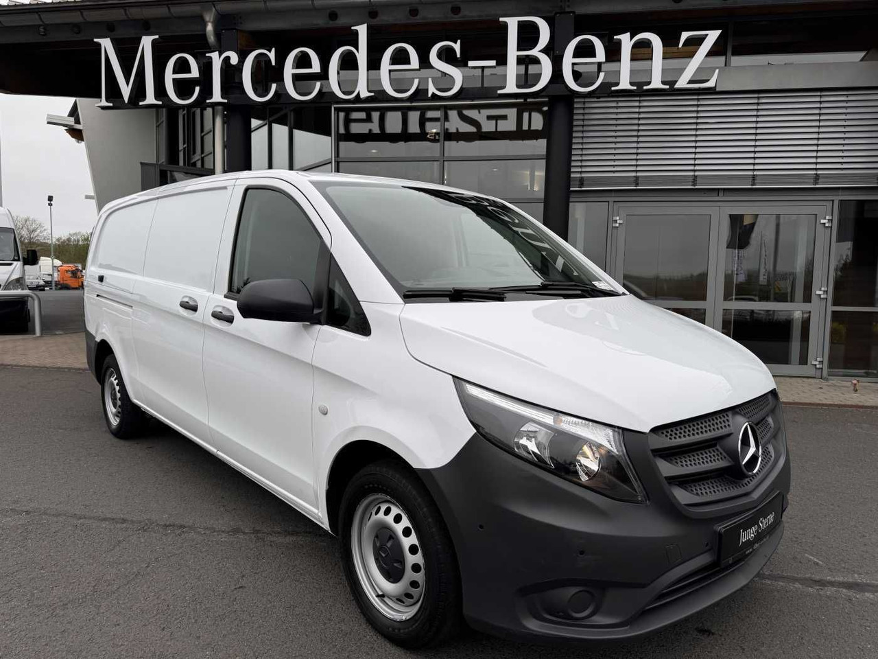 Mercedes-Benz Vito 116 CDI Extralang Klima Kamera Audio40 SHZ - Small van: picture 1 Mercedes-Benz Vito 116 CDI Extralang Klima Kamera Audio40 SHZ - Small van: picture 1